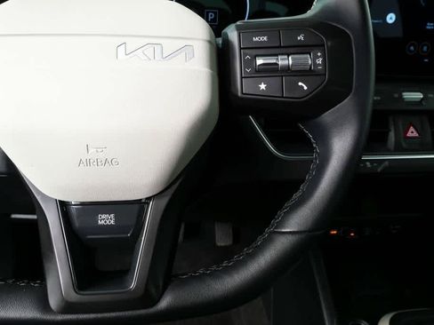 Used 2025 Kia K4 GT-Line w/ GT-Line Sunroof Package FWD image 10