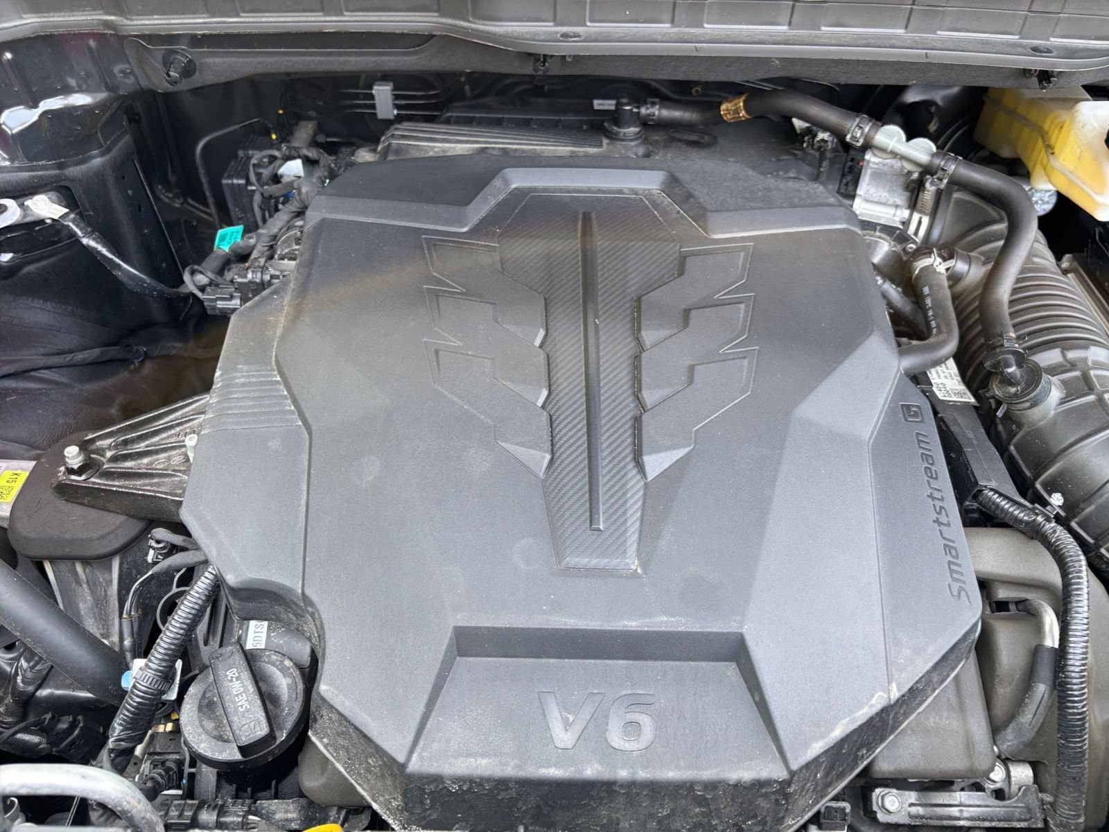 Used 2026 Kia Carnival FWD image 37