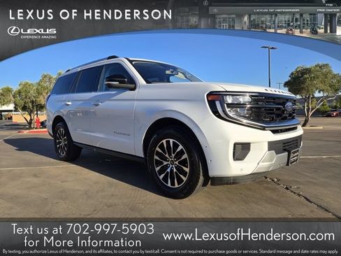 Used 2025 Ford Expedition Platinum AWD/4WD image 1