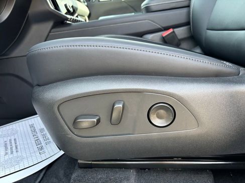 New 2026 GMC Acadia Elevation AWD/4WD image 11