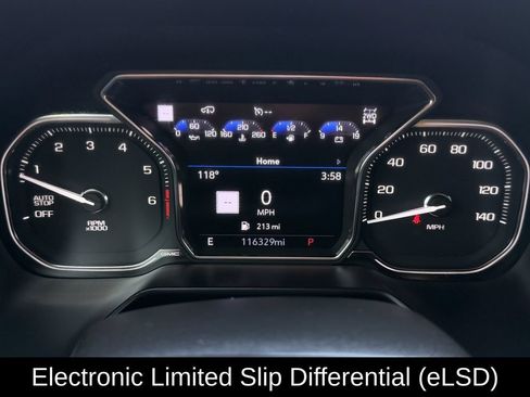 Used 2021 GMC Yukon XL AT4 w/ AT4 Premium Plus Package AWD/4WD image 17
