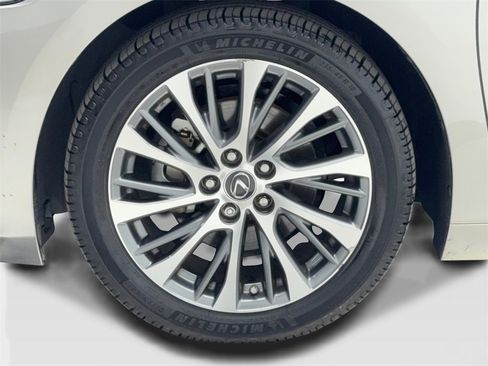 Used 2020 Lexus ES 350 w/ Premium Package image 53