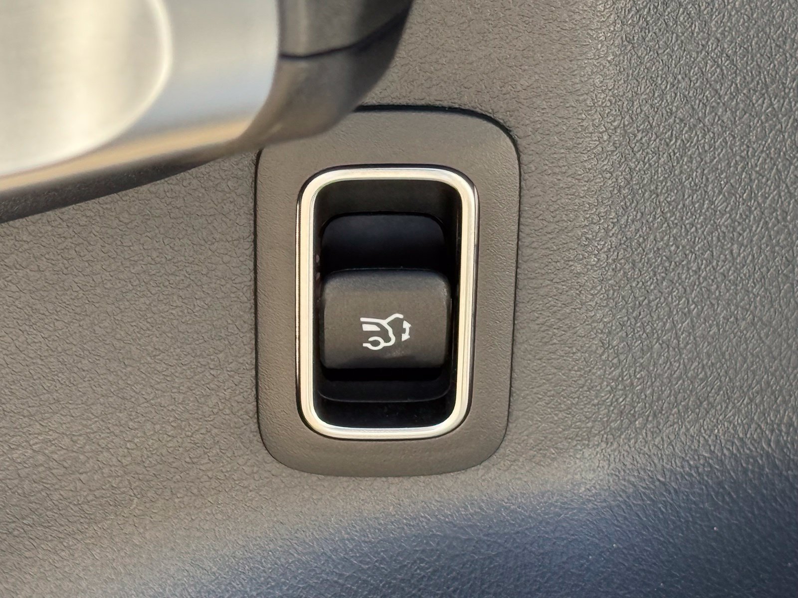 Used 2023 Mercedes-Benz GLB 250 image 22