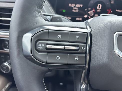 Used 2026 GMC Yukon XL Denali Ultimate AWD/4WD image 37