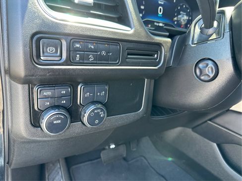 Used 2024 Chevrolet Tahoe Premier AWD/4WD image 19