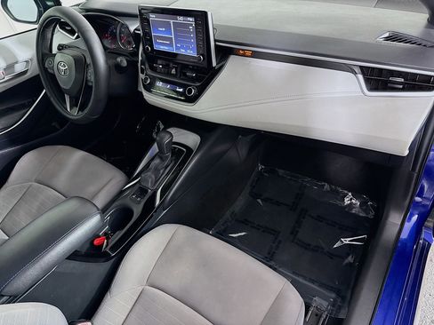 Used 2021 Toyota Corolla SE w/ SE Premium Package FWD image 30
