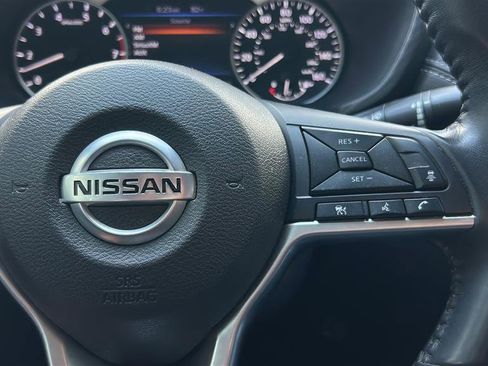 Used 2020 Nissan Sentra SV FWD image 25