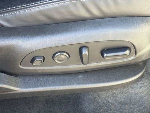 Used 2021 Buick Enclave Avenir w/ Avenir Technology Package image 34