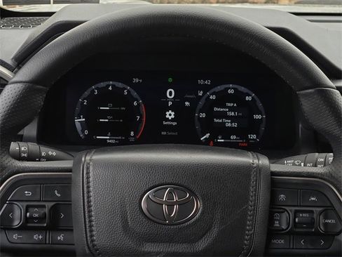 Certified 2025 Toyota 4Runner TRD Off-Road image 26