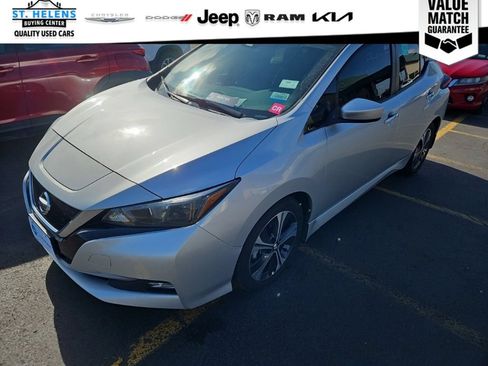 Used 2022 Nissan Leaf SV FWD image 1