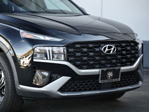 Used 2023 Hyundai Santa Fe SE image 2