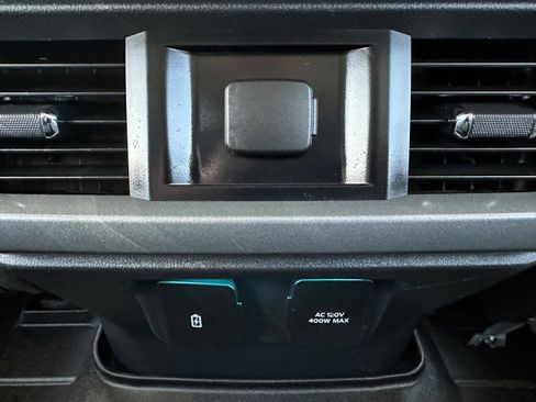 Used 2023 Ford F150 XLT w/ Equipment Group 302A High image 33