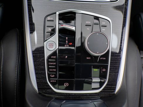 New 2026 BMW X7 xDrive40i w/ M Sport Package image 23