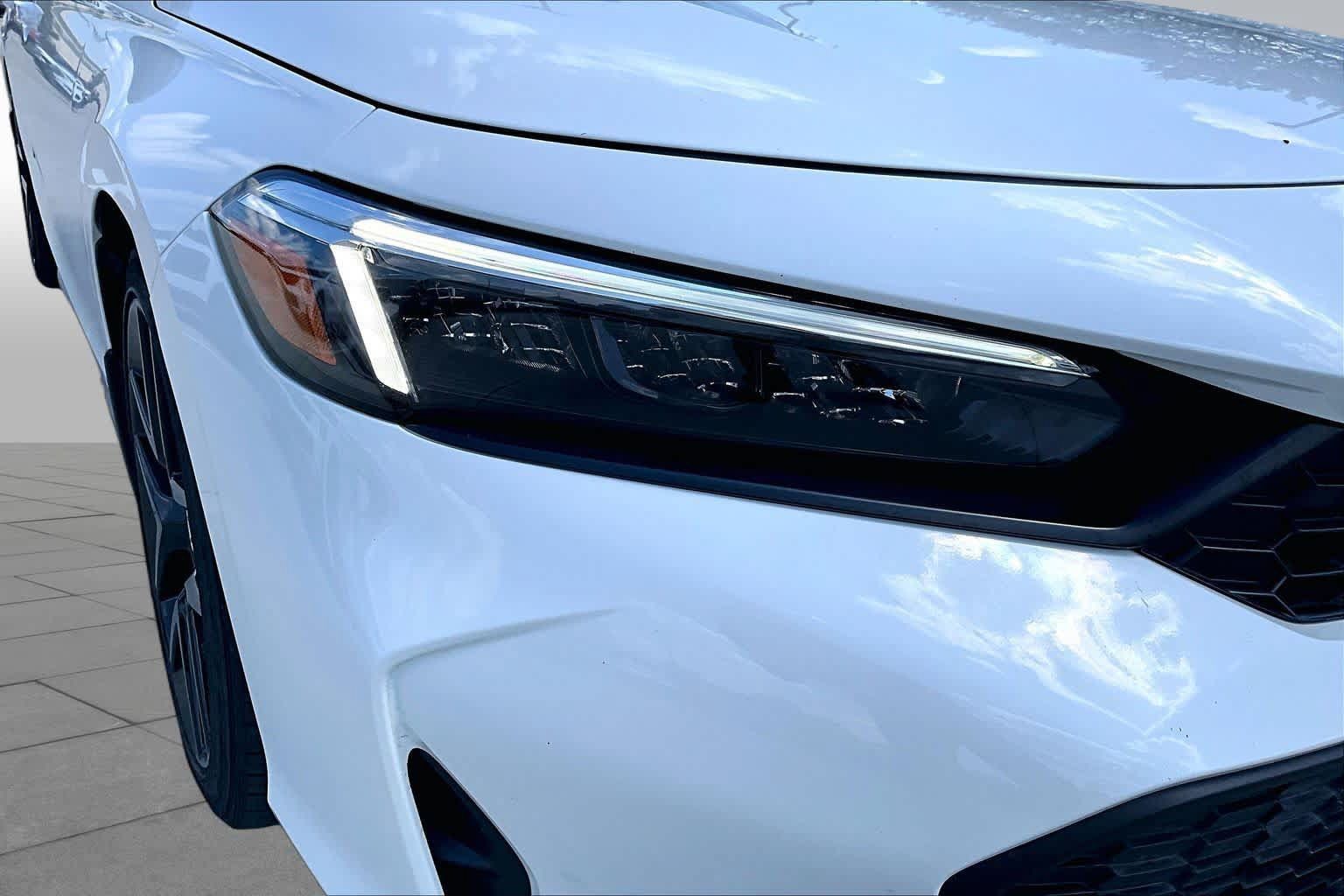 Used 2025 Honda Civic Sport image 26