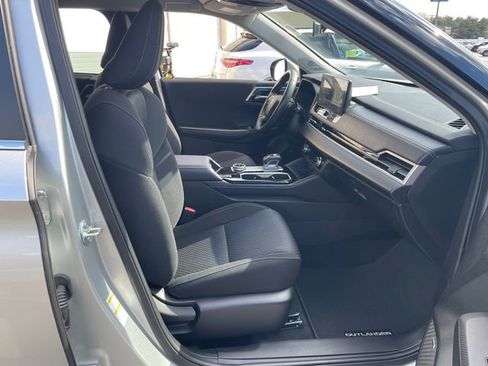 Used 2025 Mitsubishi Outlander ES AWD/4WD image 37