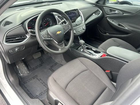 Used 2023 Chevrolet Malibu LS FWD image 19