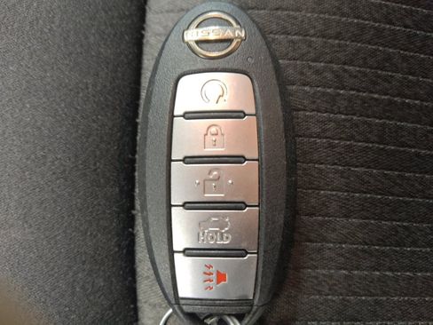 Used 2024 Nissan Altima 2.5 SV FWD image 32