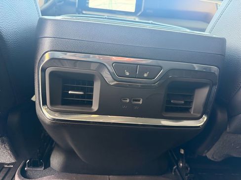 Used 2024 GMC Sierra 3500 Denali w/ Denali Reserve Package image 19