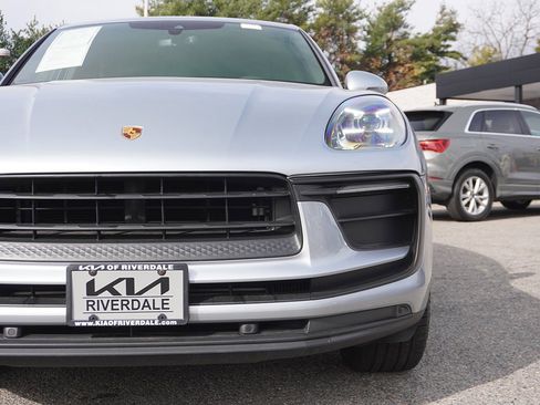 Used 2022 Porsche Macan image 15