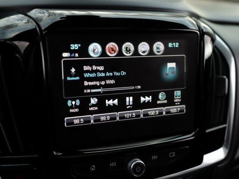 Used 2018 Chevrolet Traverse Premier w/ Driver Confidence II Package image 12