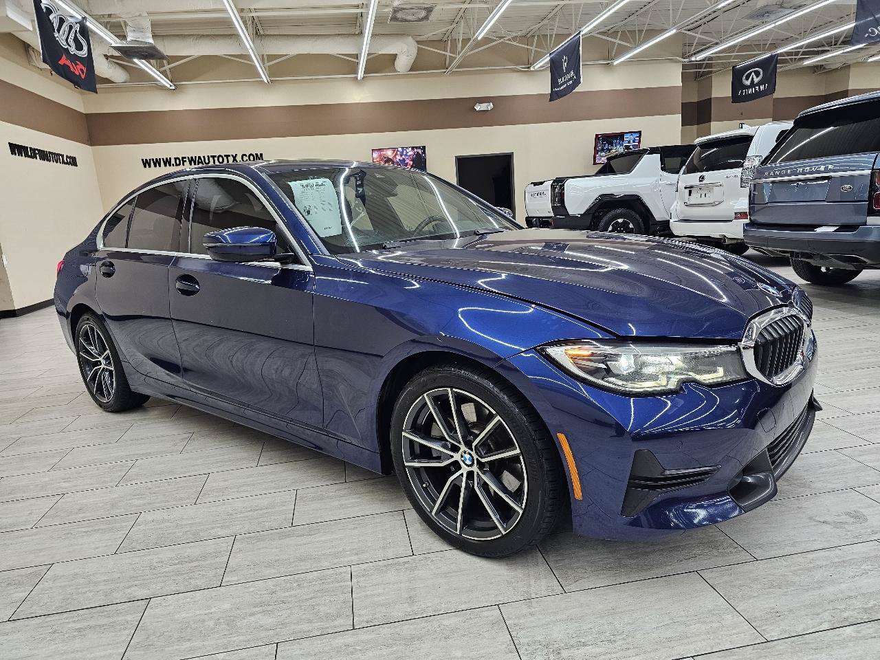 Used 2019 BMW 330i Sedan w/ Convenience Package RWD image 4