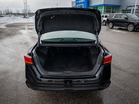 Used 2024 Nissan Altima 2.5 SV image 12