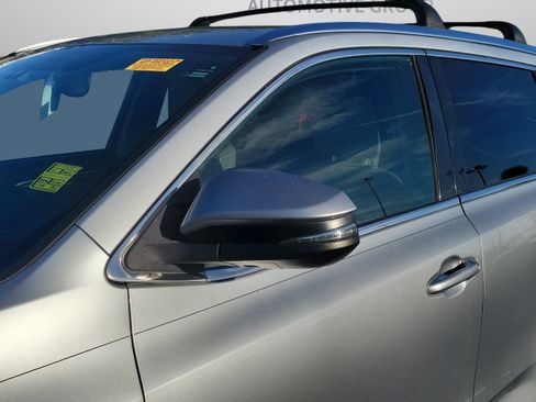 Used 2015 Toyota Highlander Limited Platinum AWD/4WD image 29
