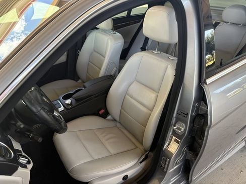 Used 2012 Mercedes-Benz C 300 4MATIC Sedan image 18
