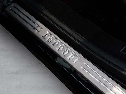 Used 2019 Ferrari 488 Spider RWD image 19