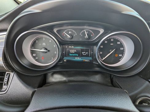 Used 2019 Buick Envision Essence image 29