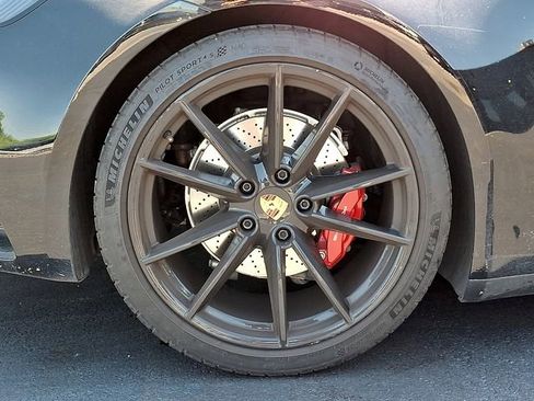 Certified 2022 Porsche 911 Carrera 4S AWD/4WD image 13