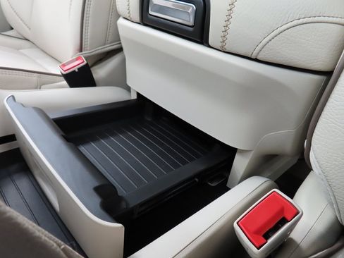 Used 2024 GMC Yukon Denali image 26