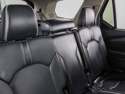 Used 2025 Honda Pilot Elite image 29