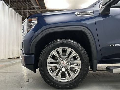 Used 2022 GMC Sierra 1500 Denali w/ Technology Package AWD/4WD image 21
