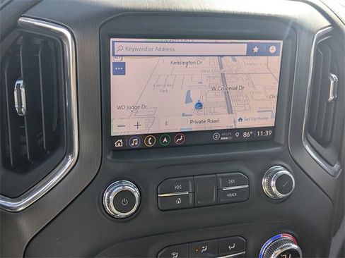 Used 2022 GMC Sierra 3500 AT4 w/ AT4 Premium Plus Package image 9