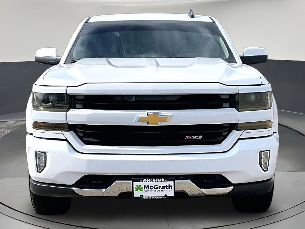 Used 2017 Chevrolet Silverado 1500 LT w/ All Star Edition AWD/4WD image 2