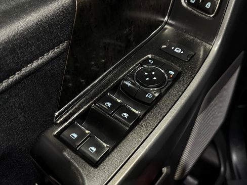 Used 2024 Ford F250 Lariat w/ FX4 Off-Road Package AWD/4WD image 29