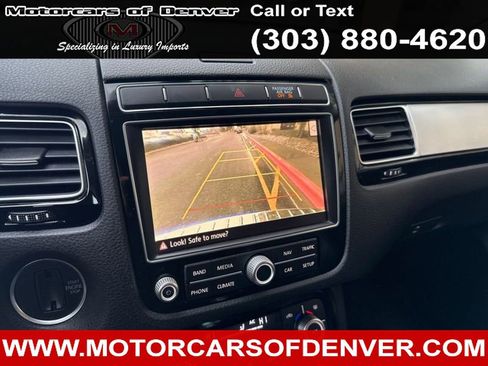 Used 2015 Volkswagen Touareg Sport image 15