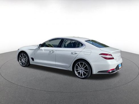 Used 2025 Genesis G70 2.5T image 10