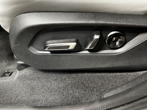 Certified 2026 Acura MDX SH-AWD w/ Technology Package image 31