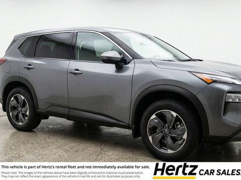 Used 2025 Nissan Rogue SV FWD image 1