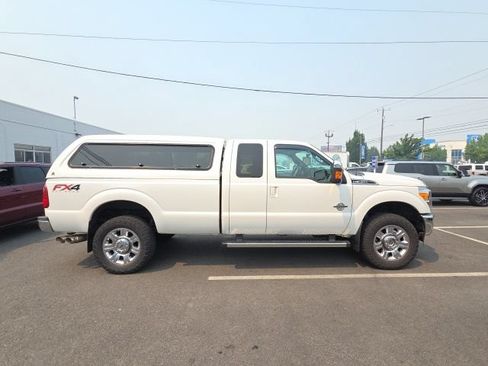 Used 2014 Ford F350 Lariat w/ Chrome Package AWD/4WD image 4