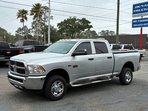 Used 2012 RAM 2500 ST w/ Chrome Appearance Group image 2