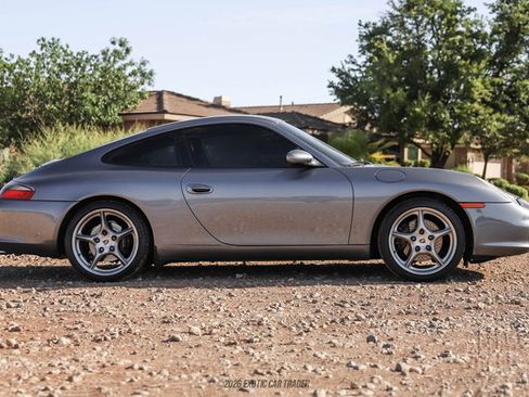 Used 2003 Porsche 911 Carrera RWD image 9