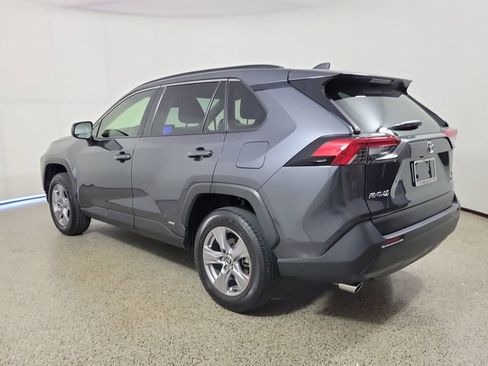 Used 2024 Toyota RAV4 LE AWD/4WD image 7