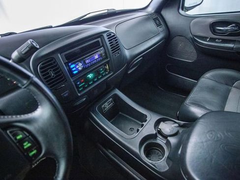 Used 2002 Ford F150 Harley-Davidson image 50