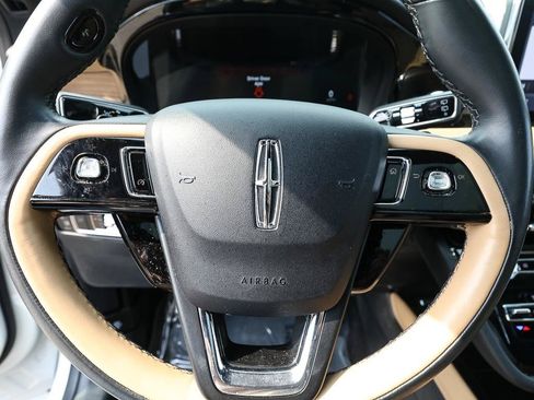 Certified 2022 Lincoln Corsair Grand Touring AWD/4WD image 15