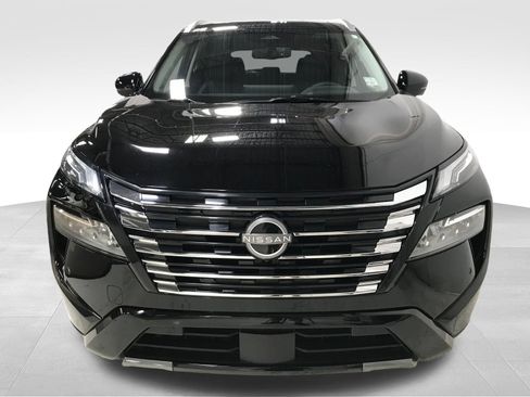 Used 2025 Nissan Rogue Platinum w/ Platinum Premium Package FWD image 2