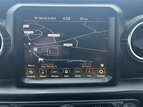 Used 2022 Jeep Wrangler Unlimited Sahara w/ Cold Weather Group image 28