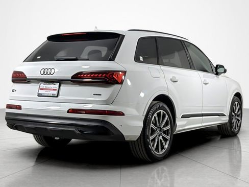 Used 2023 Audi Q7 2.0T Premium Plus w/ Premium Plus Package AWD/4WD image 5